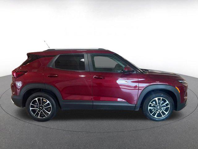 used 2025 Chevrolet TrailBlazer car, priced at $22,504