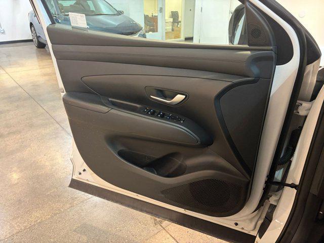 used 2025 Hyundai TUCSON Hybrid car, priced at $26,613