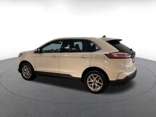 used 2024 Ford Edge car, priced at $25,105