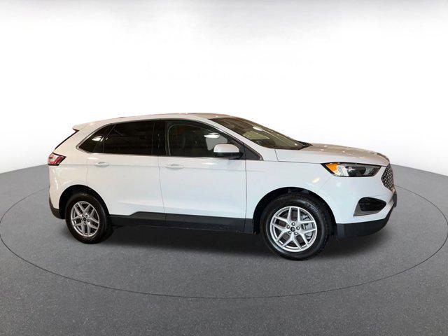 used 2024 Ford Edge car, priced at $25,105