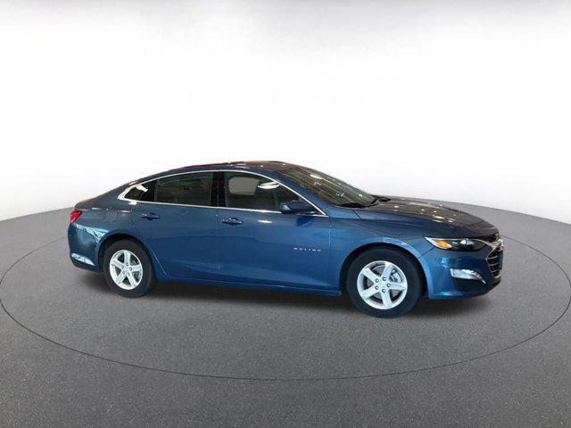 used 2024 Chevrolet Malibu car, priced at $18,584