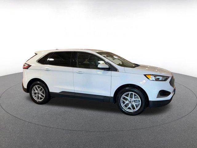 used 2024 Ford Edge car, priced at $23,645