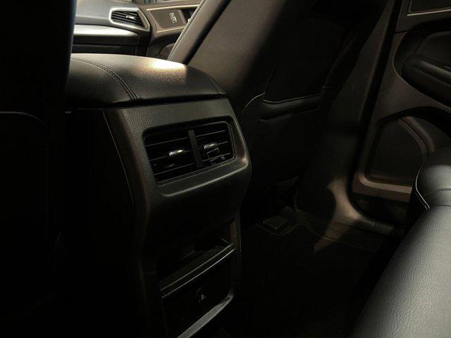 used 2024 Ford Edge car, priced at $23,645