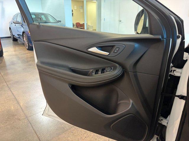 used 2025 Buick Encore GX car, priced at $23,325