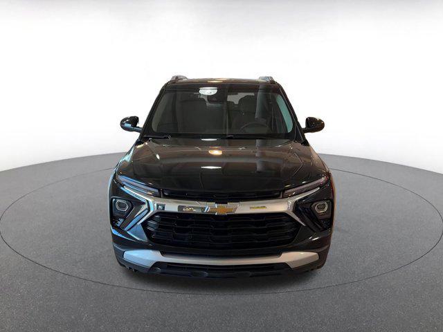 used 2025 Chevrolet TrailBlazer car, priced at $22,772