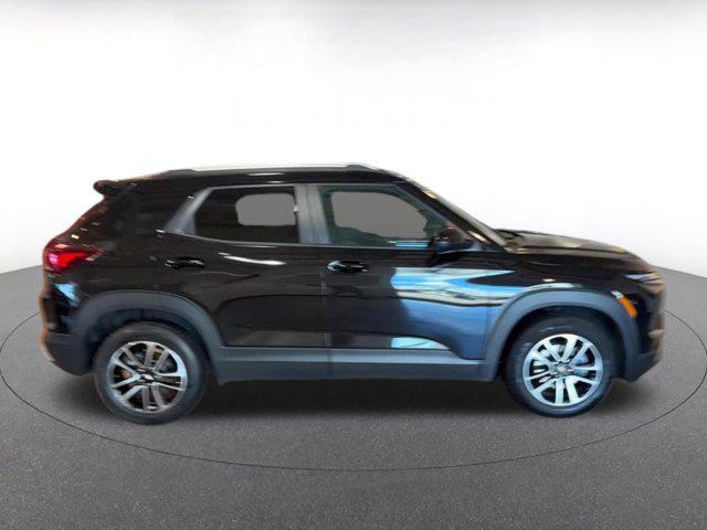 used 2025 Chevrolet TrailBlazer car, priced at $22,772
