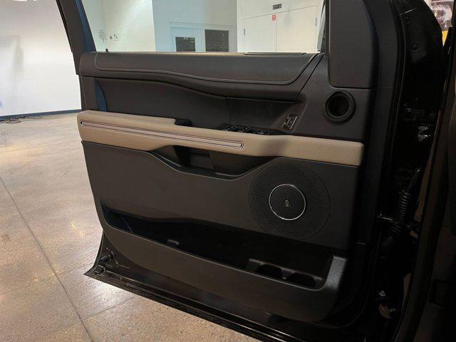 used 2024 Ford Expedition car, priced at $59,883