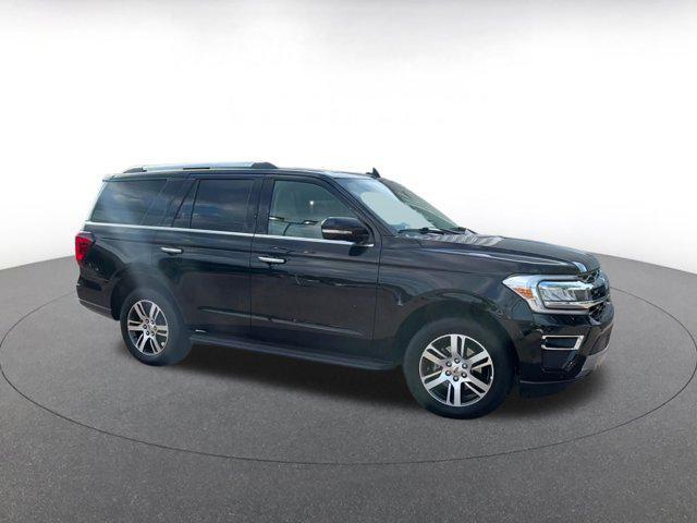 used 2024 Ford Expedition car, priced at $59,883