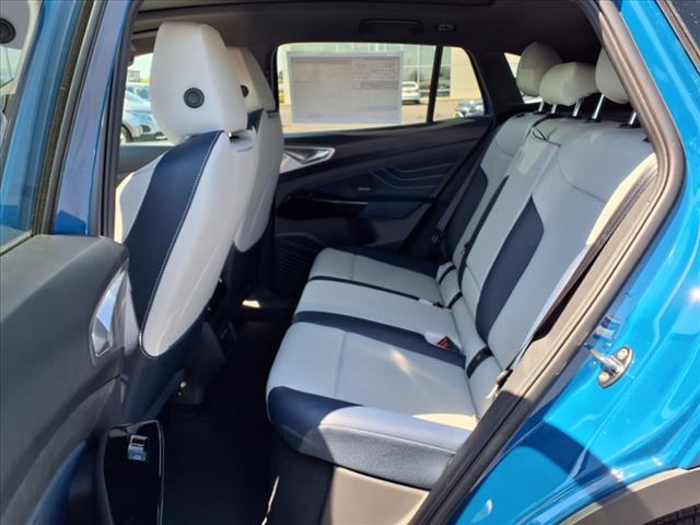 new 2025 Volkswagen ID.4 car, priced at $59,781