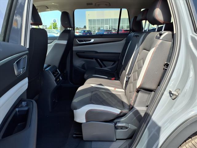 new 2025 Volkswagen Atlas car, priced at $45,014