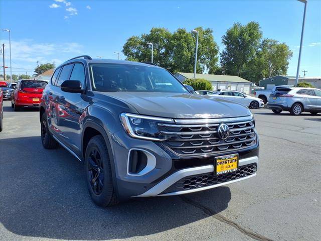 new 2025 Volkswagen Atlas car, priced at $45,014