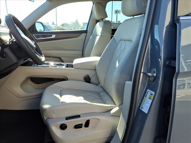 new 2026 Volkswagen Atlas car, priced at $58,157