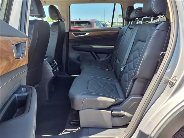 new 2025 Volkswagen Atlas car, priced at $37,835
