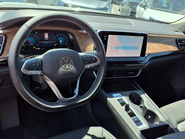 new 2025 Volkswagen Atlas car, priced at $37,835