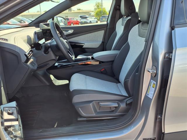 new 2025 Volkswagen ID.4 car, priced at $51,076