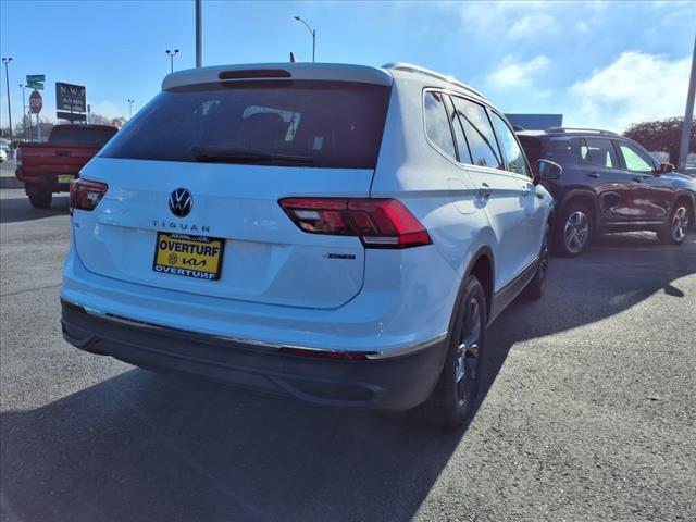 new 2024 Volkswagen Tiguan car, priced at $35,141