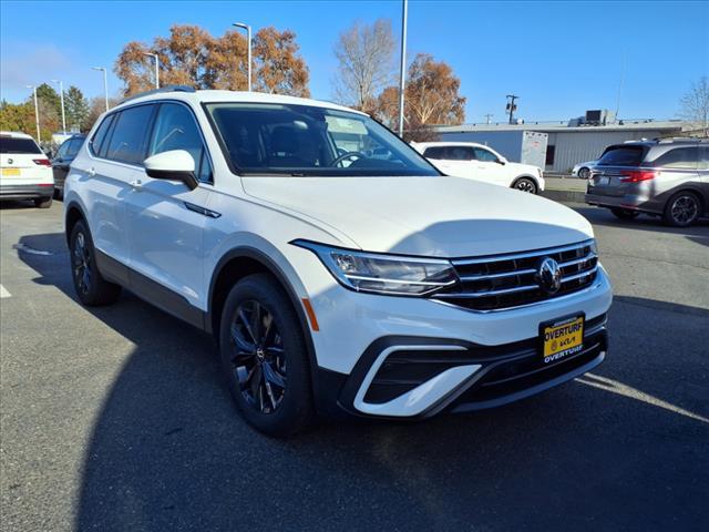 new 2024 Volkswagen Tiguan car, priced at $35,141