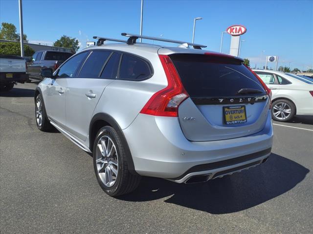 used 2018 Volvo V60 Cross Country car, priced at $18,490