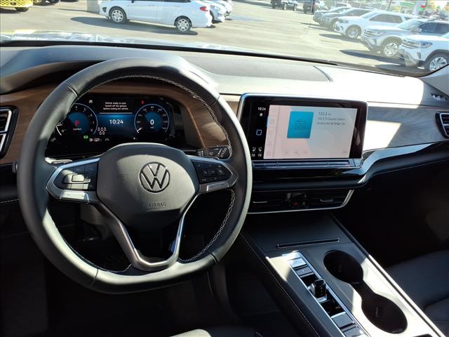 new 2026 Volkswagen Atlas car, priced at $43,199