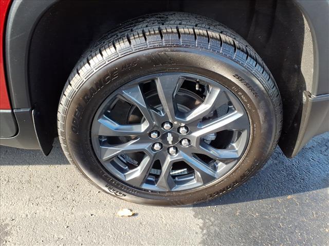 used 2020 Chevrolet Traverse car, priced at $27,658