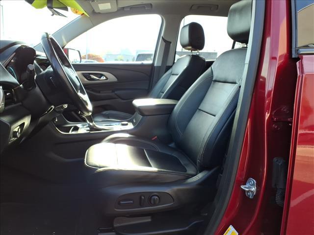 used 2020 Chevrolet Traverse car, priced at $27,658