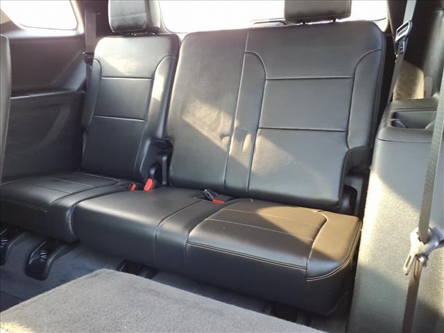 used 2020 Chevrolet Traverse car, priced at $27,658