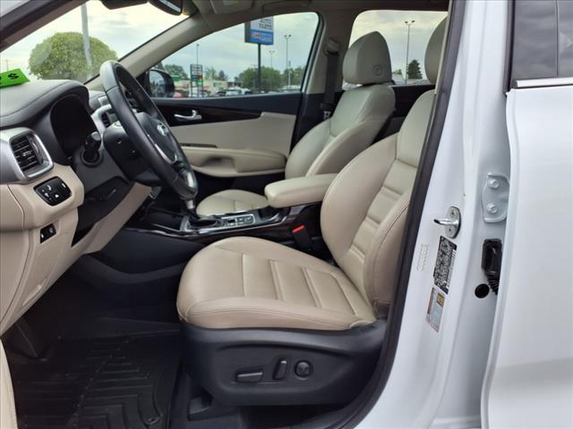 used 2020 Kia Sorento car, priced at $25,433