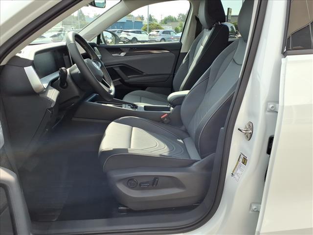 new 2025 Volkswagen Tiguan car, priced at $37,577