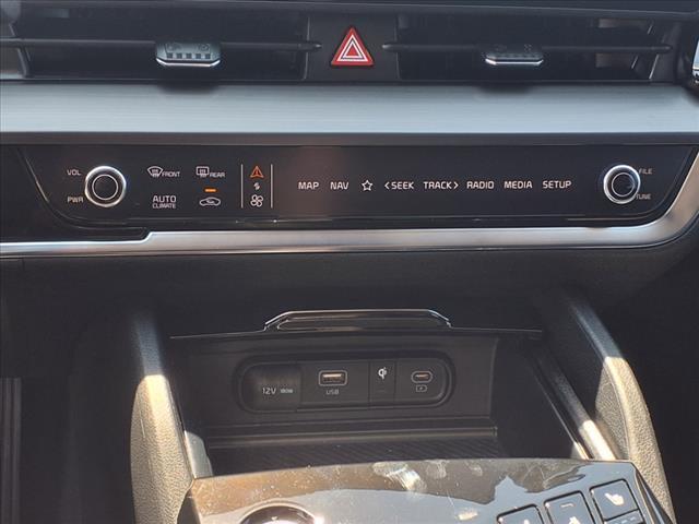used 2023 Kia Sportage Hybrid car, priced at $30,728