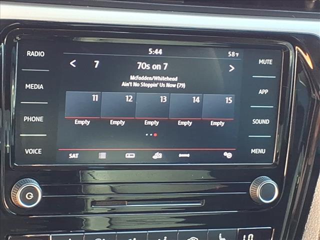 used 2022 Volkswagen Passat car, priced at $23,654