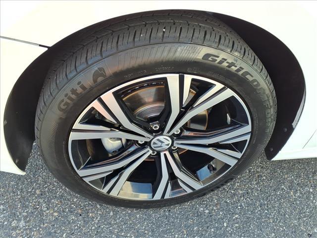 used 2022 Volkswagen Passat car, priced at $23,654