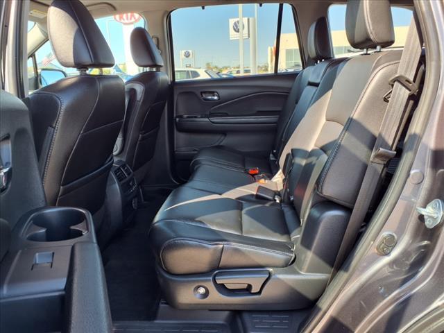 used 2022 Honda Pilot car, priced at $25,990