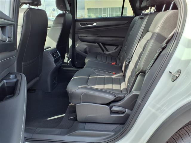 new 2025 Volkswagen Atlas Cross Sport car, priced at $50,511