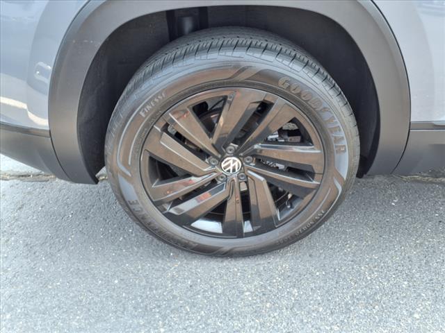 used 2022 Volkswagen Atlas Cross Sport car, priced at $30,337
