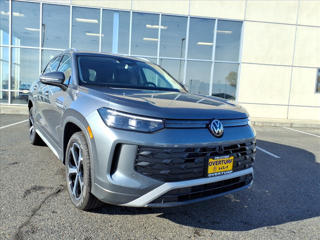 new 2025 Volkswagen Tiguan car, priced at $37,882