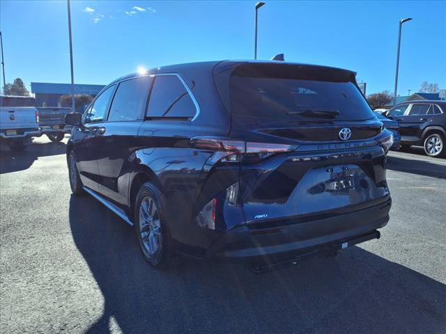 used 2022 Toyota Sienna car, priced at $39,490