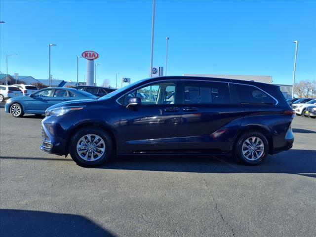 used 2022 Toyota Sienna car, priced at $39,490