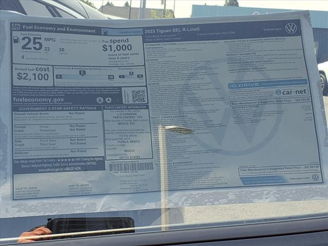 new 2025 Volkswagen Tiguan car, priced at $41,991