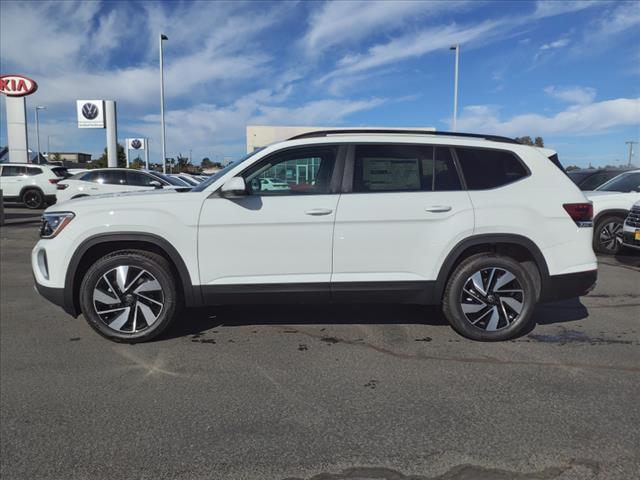 new 2024 Volkswagen Atlas car, priced at $46,750