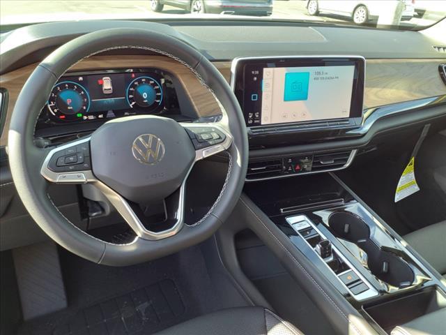 new 2024 Volkswagen Atlas car, priced at $46,750