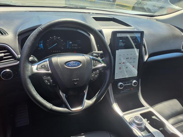 used 2024 Ford Edge car, priced at $28,588