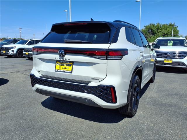 new 2025 Volkswagen Tiguan car, priced at $40,104