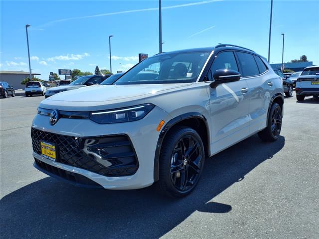 new 2025 Volkswagen Tiguan car, priced at $40,104
