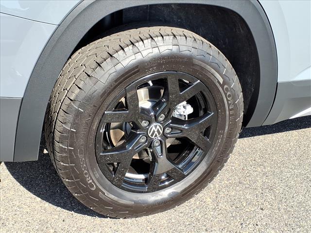 used 2024 Volkswagen Atlas car, priced at $42,988