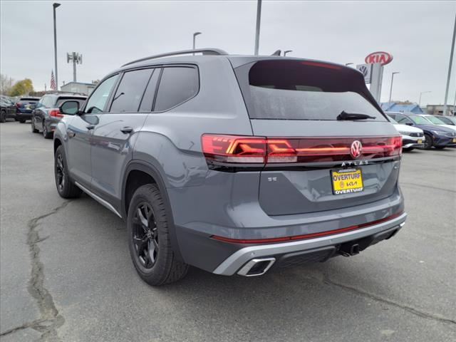 new 2025 Volkswagen Atlas car, priced at $49,576