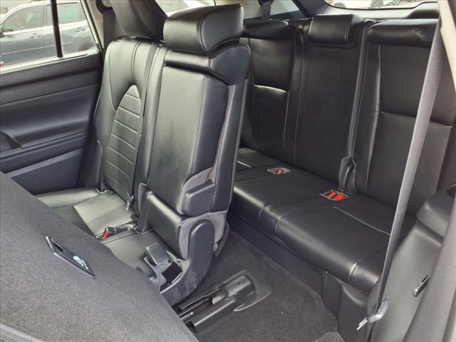 used 2022 Toyota Highlander car, priced at $40,990