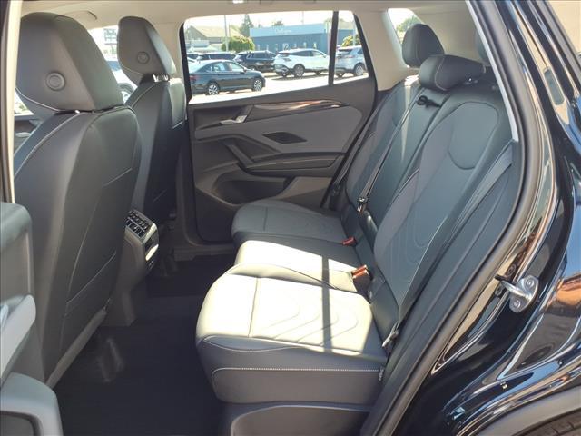 new 2025 Volkswagen Tiguan car, priced at $37,577