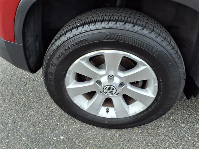 used 2009 Volkswagen Tiguan car, priced at $8,728