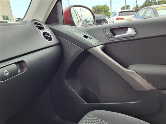used 2009 Volkswagen Tiguan car, priced at $8,728