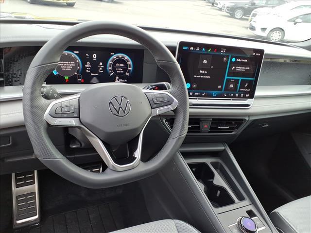 new 2025 Volkswagen Tiguan car, priced at $40,117